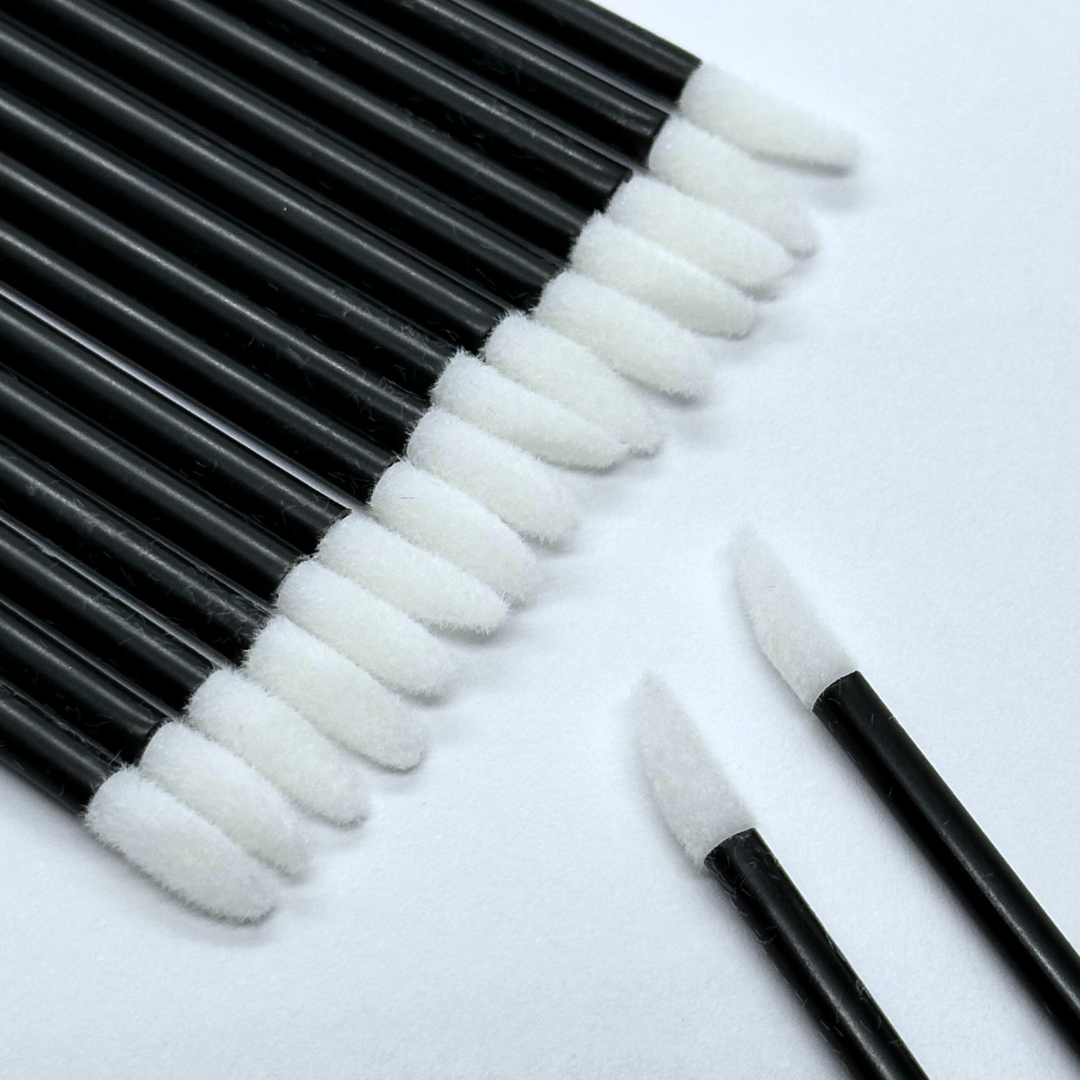 Disposable Lip Gloss Applicators – 100 Pcs